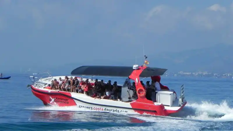 SPEEDBOAT