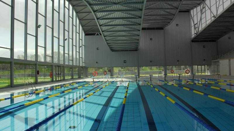 Acceso Piscina Municipal Valdesanchuela