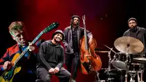 SULLIVAN FORTNER TRIO Y PETER BERNSTEIN