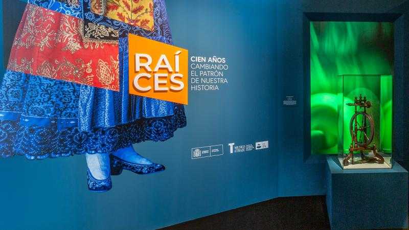 VISITAS COMENTADAS | Raíces. cien años cambiando el patrón de nuestra historia