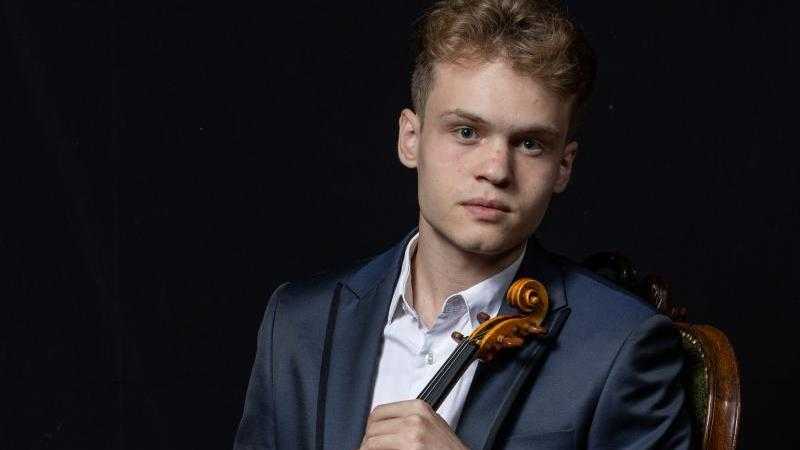 Jaime Naya, violín y Eda Sevinis, piano