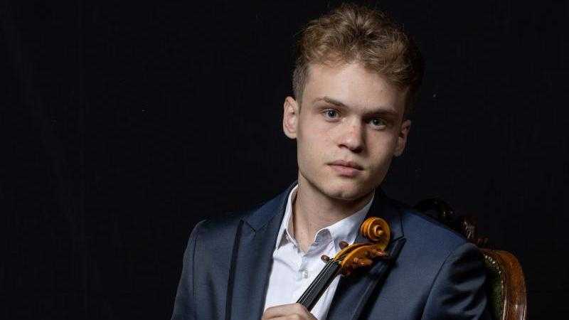 Jaime Naya, violín y Eda Sevinis, piano