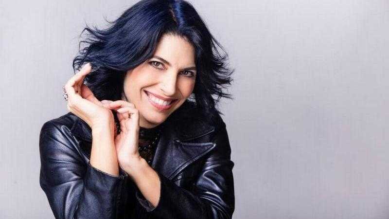 VIVICA GENAUX