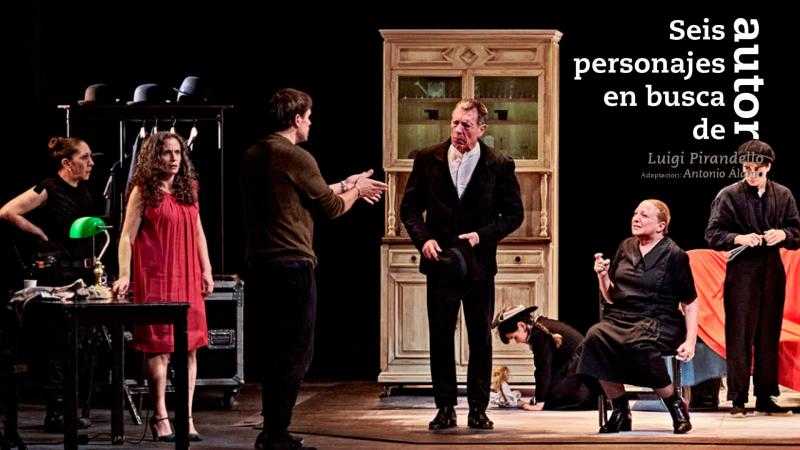 SEIS PERSONAJES EN BUSCA DE AUTOR