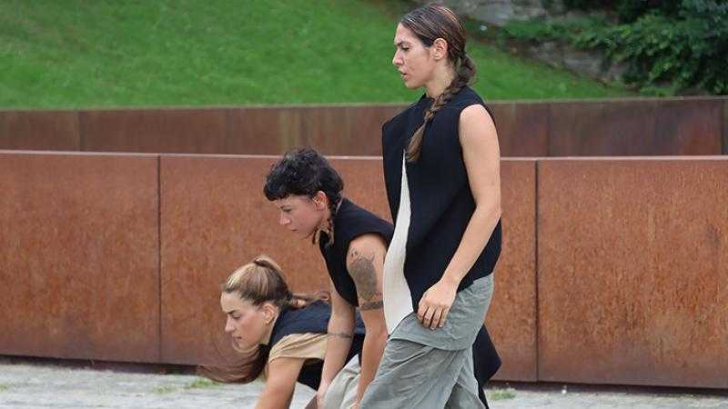 23/11/25 - TRÏADE - AQUÍ SE DANZA - 13:00 horas - DANZA A ESCENA