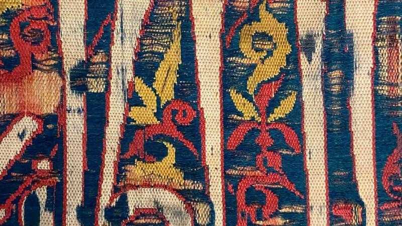 Visitas guiadas a la vitrina 0 “A la luz del pasado: los tejidos medievales del MAN y su restauración”