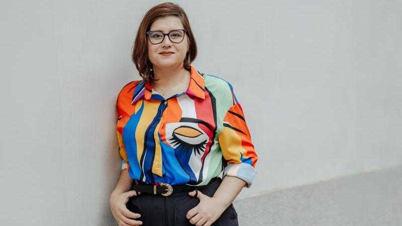 CONFERENCIA : CONOCE, DETECTA Y ESCAPA DE LA VIOLENCIA DE GÉNERO,  MARINA MARROQUÍ