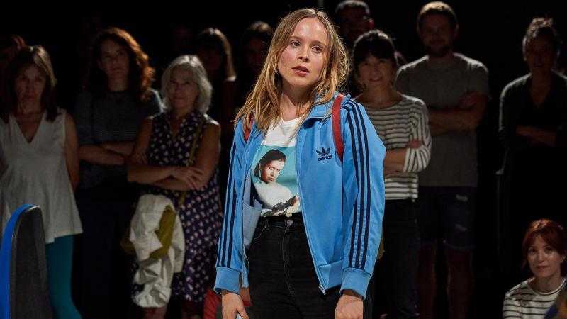 Oveja perdida ven sobre mis hombros que hoy no solo tu pastor soy sino tu pasto también