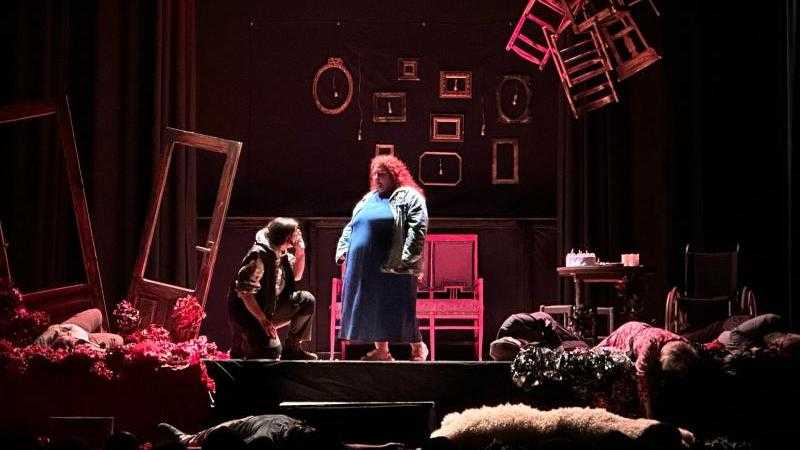 Los amantes sobrehumanos