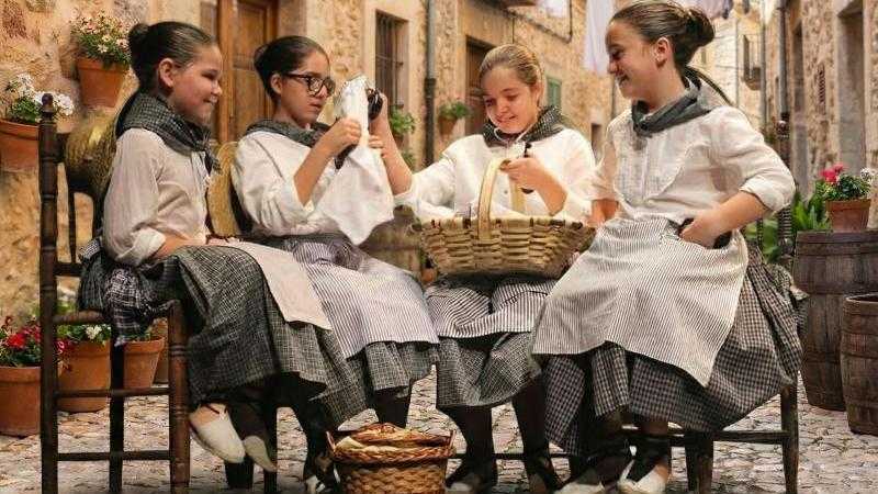 FESTIVAL DE FOLKLORE INFANTIL