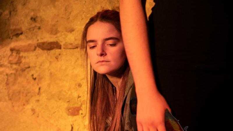 CUENTOS DE LA BRUJA Y LA MUERTE