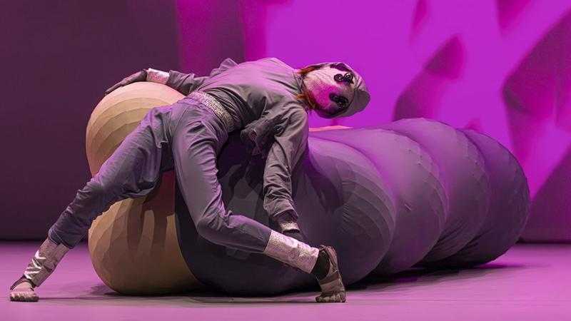 02/05/26 - A & S: VIAJERAS DEL ESPACIO - 12:00 horas - PLATEA 