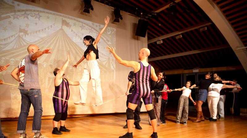 Taller para niños y niñas: Los Gigantes no son lo que creemos que son