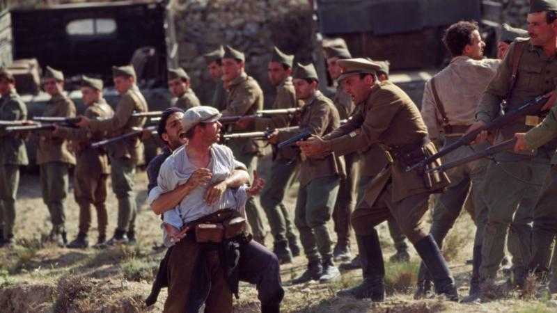Tierra y libertad (1995)