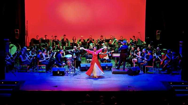 FLAMENCO BANDÍSTICO JUNTO CON EL CENTRO MUSICAL PATERNENSE