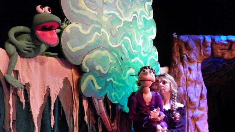 LA PRINCESA Y EL DRAGÓN