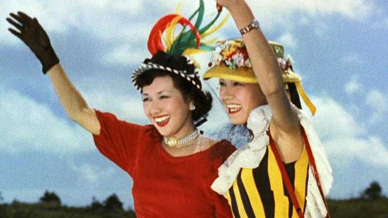 Carmen Comes Home (Karumen kokyō ni kaeru,1951)
