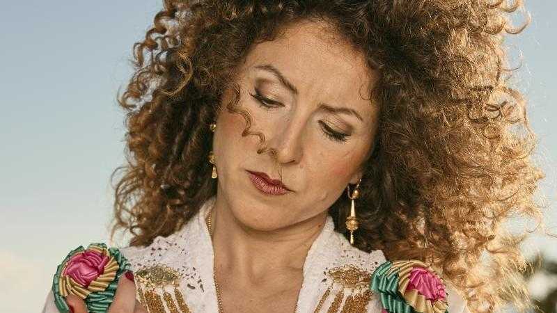 ATEMPORAL con Angela Cervantes